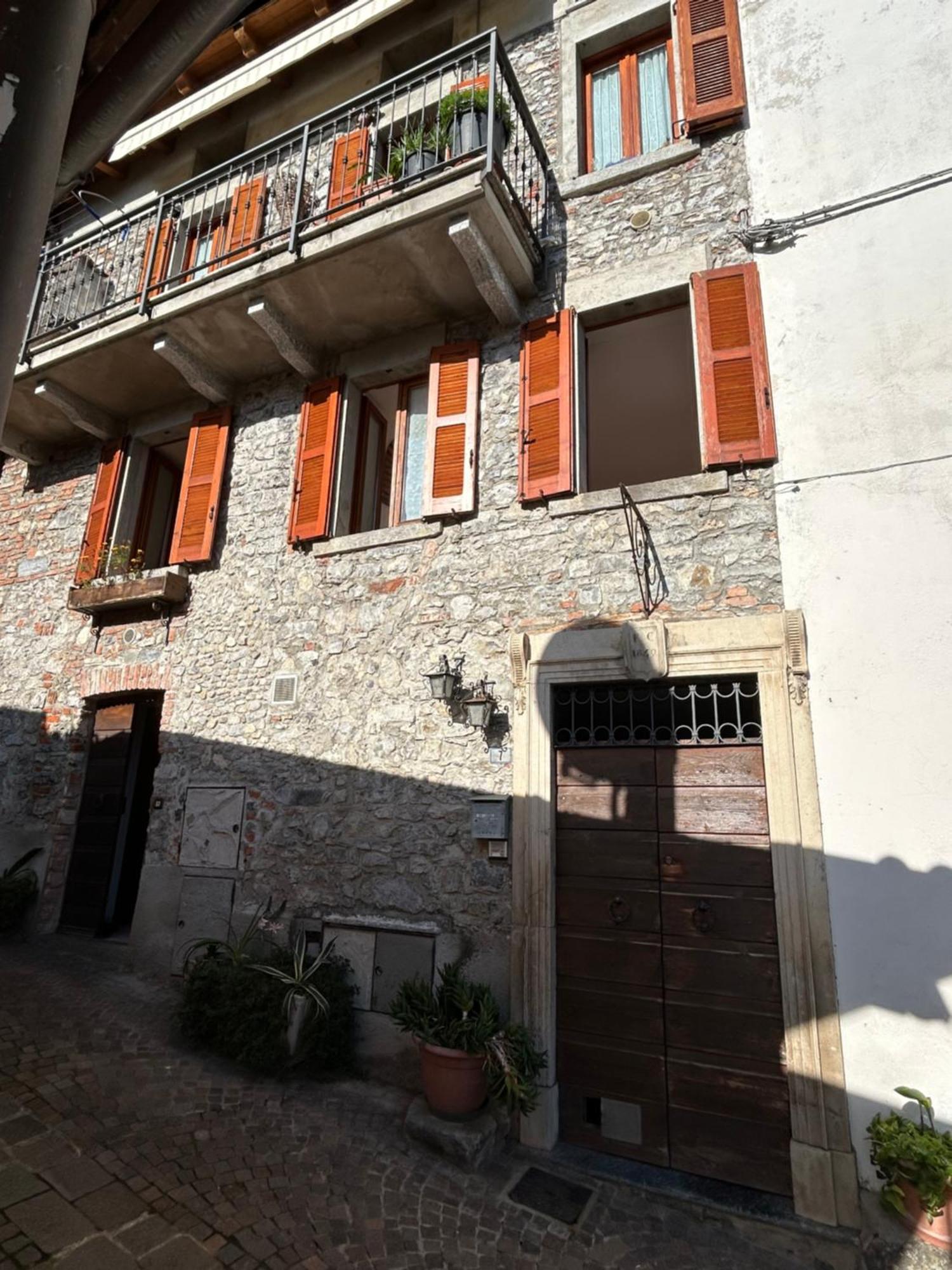 Вилла Al Civico 7 Oliveto Lario Экстерьер фото